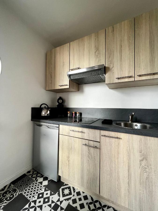 Superbe Appartement Confortable, Proche Centre Ville رينز المظهر الخارجي الصورة