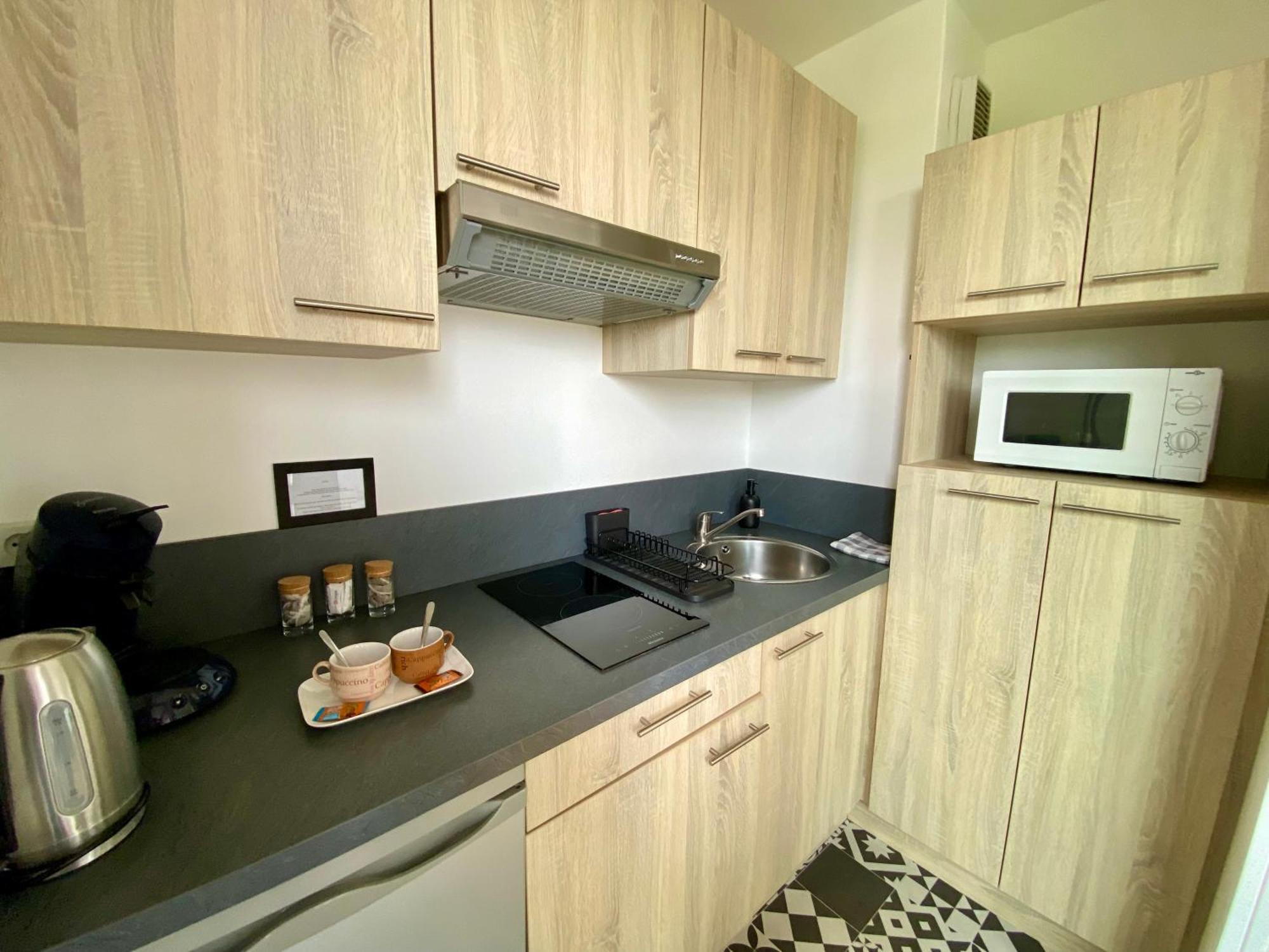Superbe Appartement Confortable, Proche Centre Ville رينز المظهر الخارجي الصورة